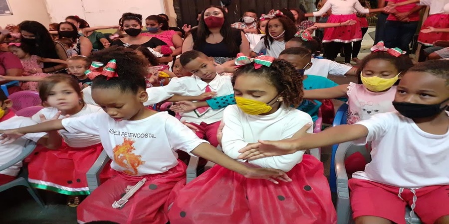 Festa da Melançia da Ong Vivais parceria com a Igreja